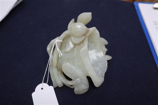 A bowenite jade lotus brushwasher